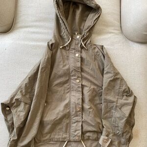 Zara’s Women S Hunter green military-style windbreaker raincoat